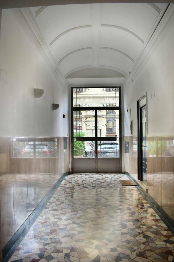 Villa Le Rondini A Roma Exterior foto